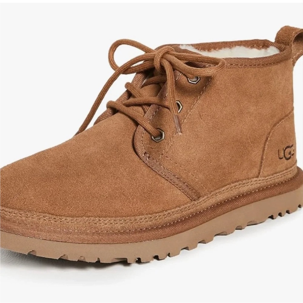 UGG Women's Neumel Fashion Boots Size 8